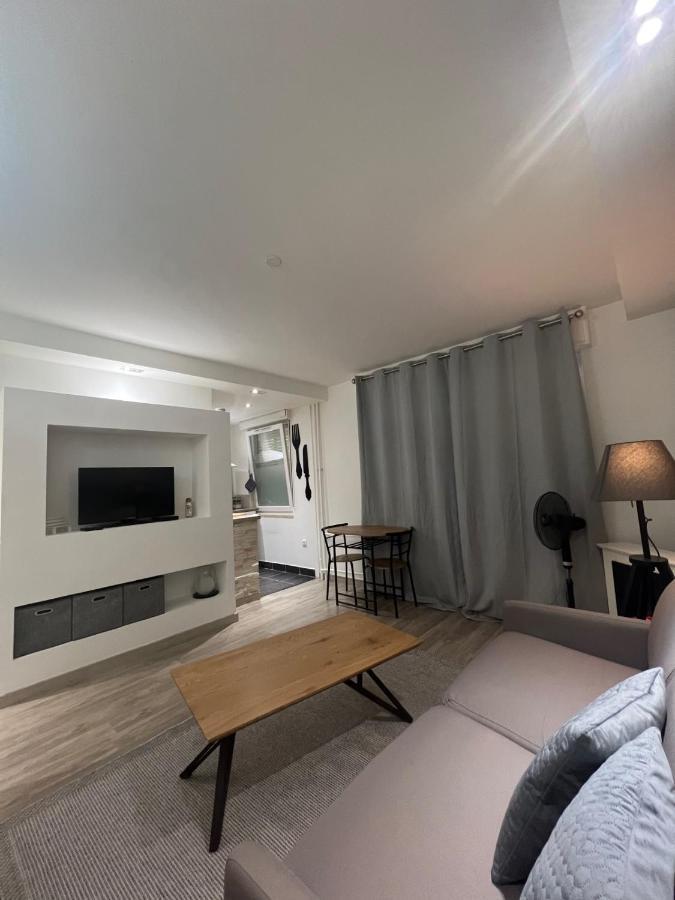 Le Carre Strasbourgeois - Logement Entier Au Centre Du Neudorf F1 Zewnętrze zdjęcie
